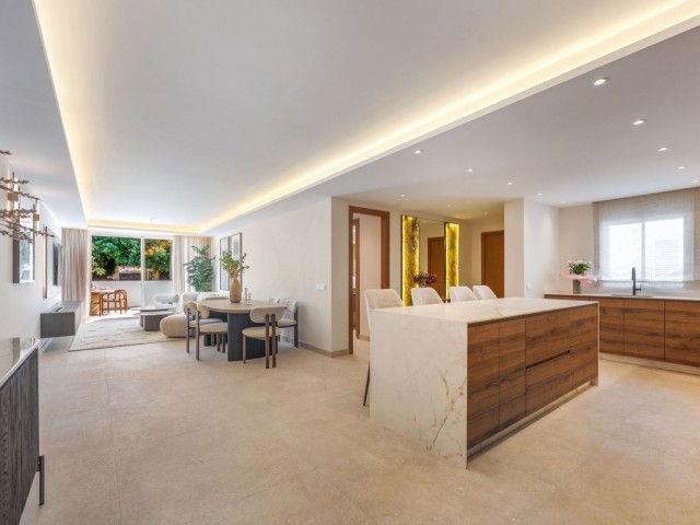 3 Makuuhuoneen Huoneisto Nueva Andalucía