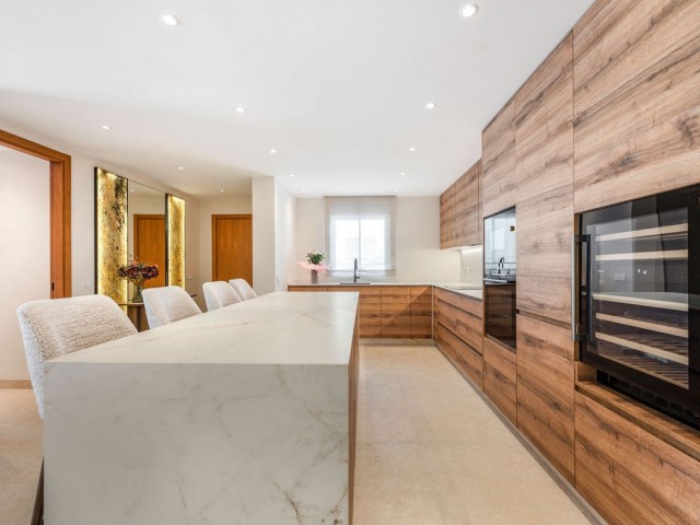 3 Makuuhuoneen Huoneisto Nueva Andalucía