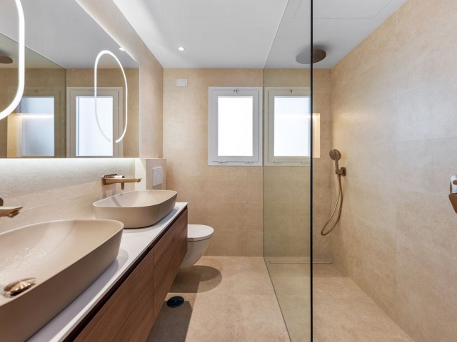 3 Makuuhuoneen Huoneisto Nueva Andalucía