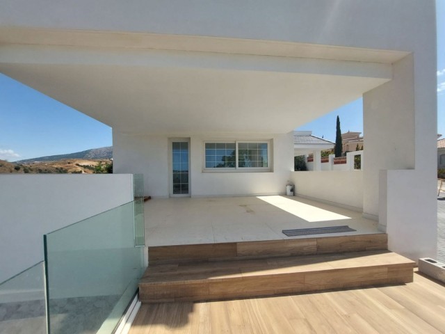 4 Bedrooms Villa in Mijas Golf
