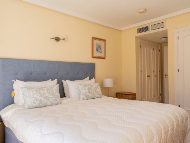 4 Slaapkamer Rijtjeshuis in New Golden Mile