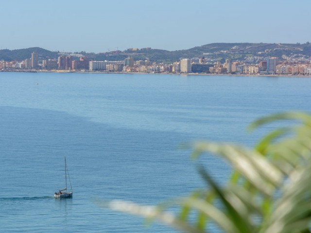 Kattohuoneisto Torrequebrada