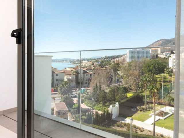 Kattohuoneisto Torrequebrada