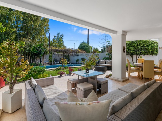 5 Makuuhuoneen Huvila San Pedro de Alcántara