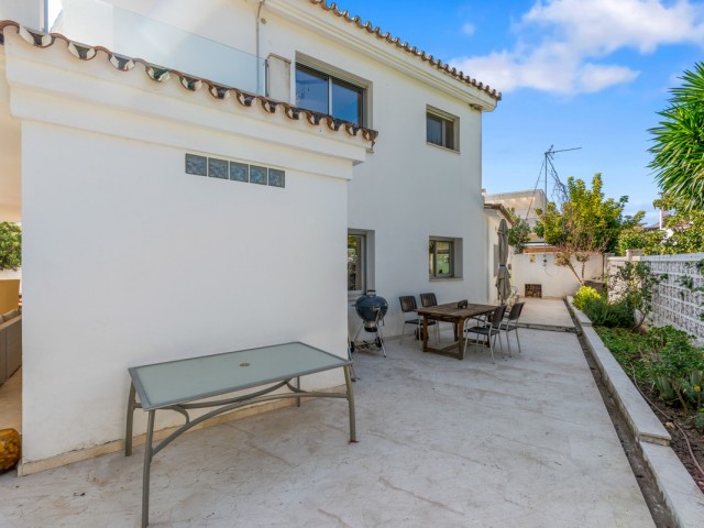 5 Makuuhuoneen Huvila San Pedro de Alcántara