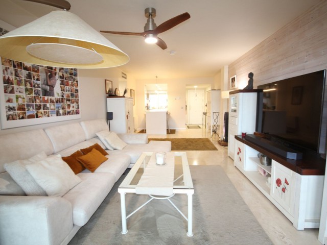 Kattohuoneisto Guadalmina Alta