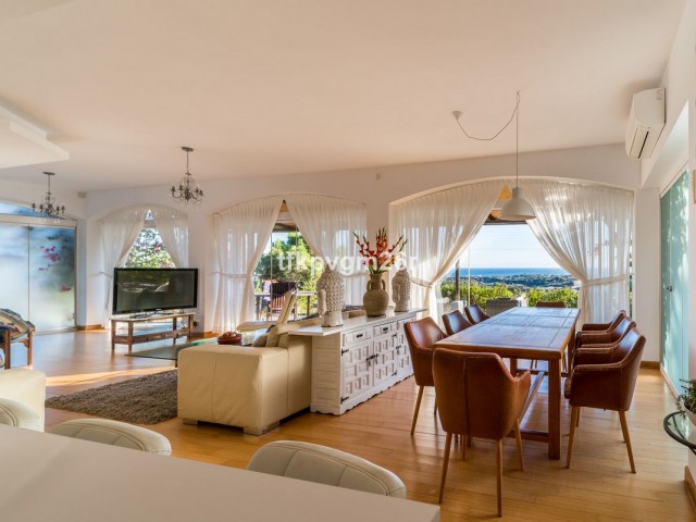 7 Bedrooms Villa in Estepona