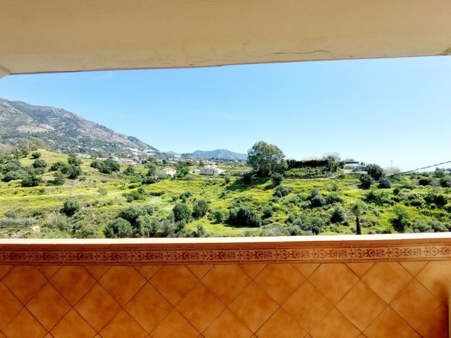 5 Bedrooms Villa in Mijas