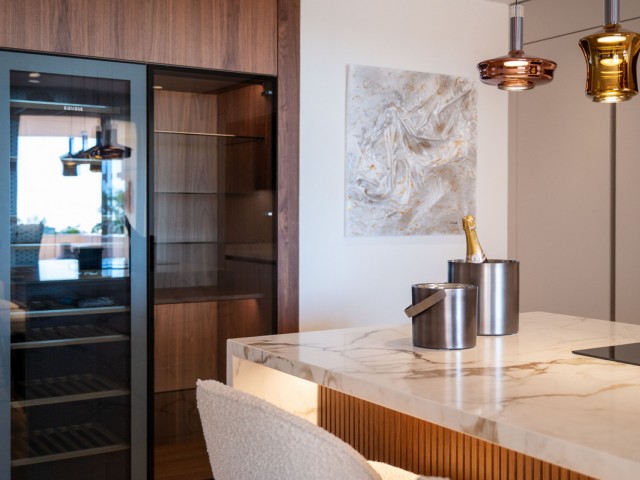 4 Sovrums Lägenhet i Nueva Andalucía