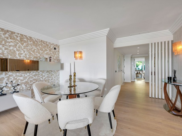 4 Sovrums Lägenhet i Nueva Andalucía