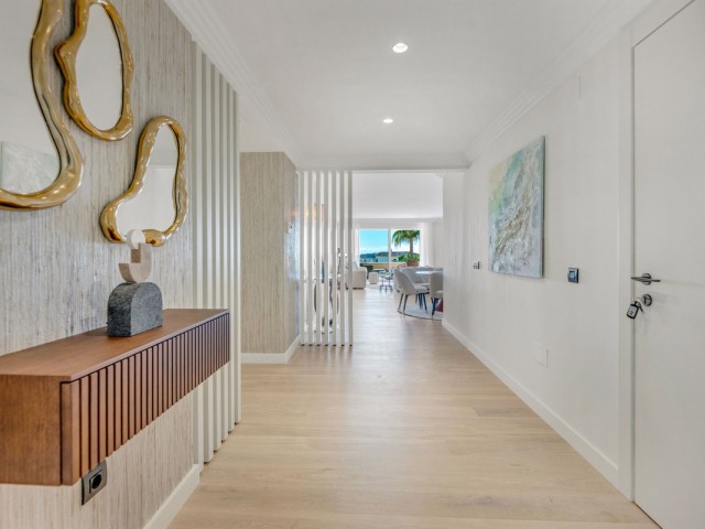 4 Sovrums Lägenhet i Nueva Andalucía