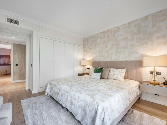 4 Sovrums Lägenhet i Nueva Andalucía