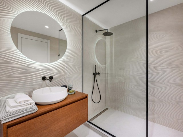 4 Sovrums Lägenhet i Nueva Andalucía