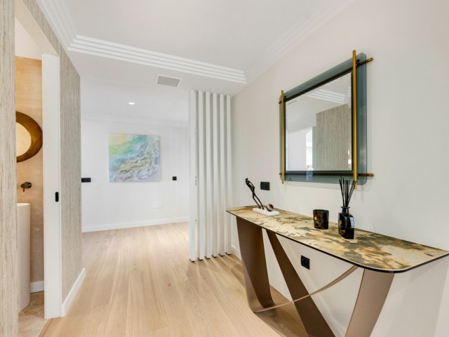 4 Sovrums Lägenhet i Nueva Andalucía