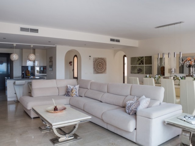 Kattohuoneisto La Duquesa