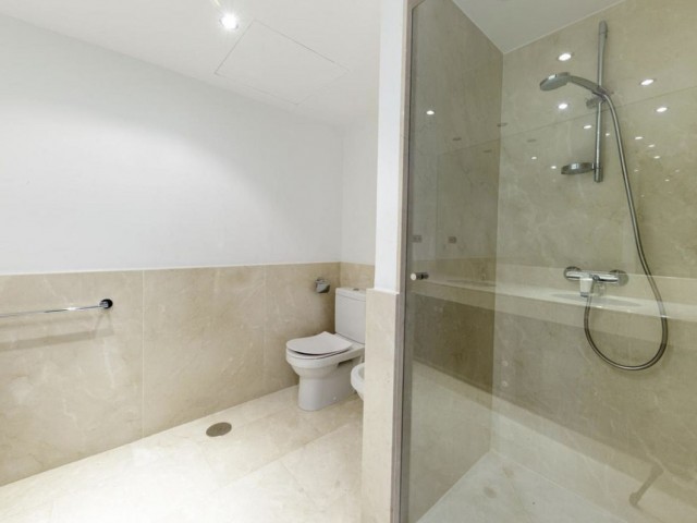 2 Soveroms Leilighet i Puerto Banús