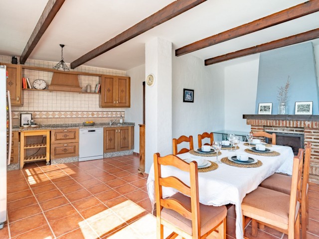 3 Bedrooms Villa in Mijas