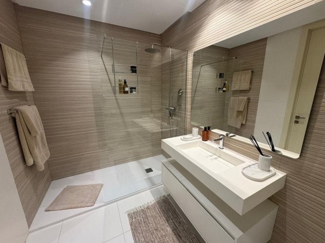 2 Bedrooms Apartment in Benahavís