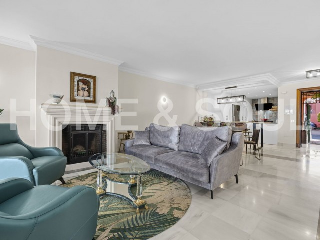 2 Bedrooms Apartment in Monte Halcones