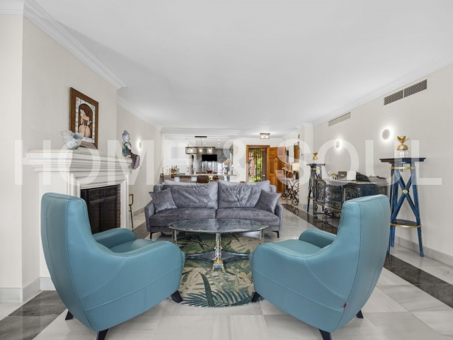 2 Bedrooms Apartment in Monte Halcones