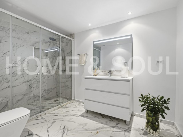 2 Bedrooms Apartment in Monte Halcones