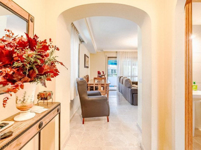 4 Bedrooms Villa in Estepona