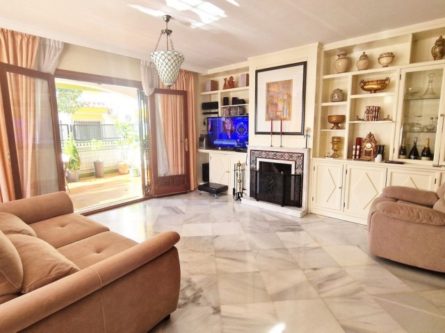 4 Bedrooms Villa in Mijas Golf