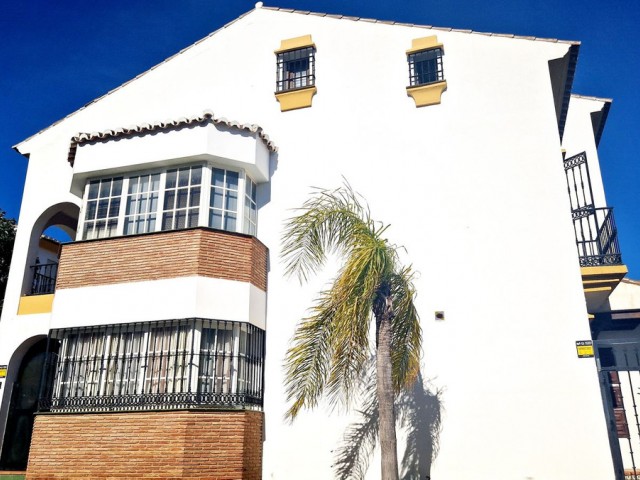 4 Bedrooms Villa in Mijas Golf