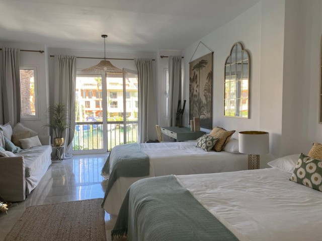 4 Bedrooms Apartment in Sotogrande