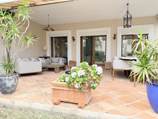 4 Bedrooms Townhouse in El Paraiso