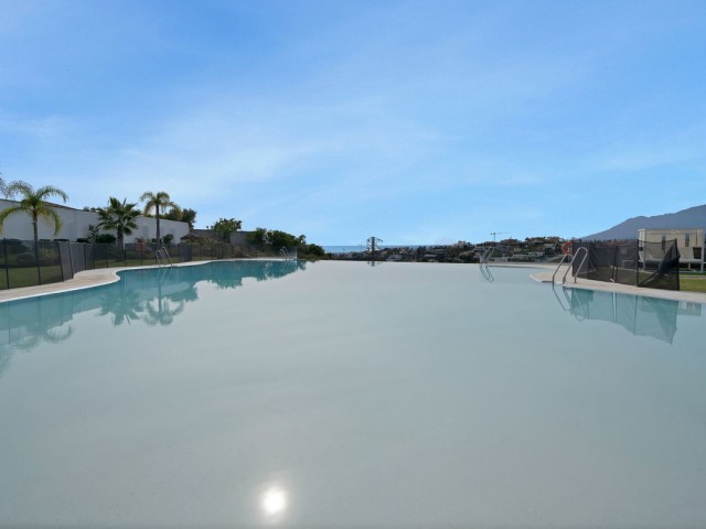 Apartment, El Paraiso, R5354896