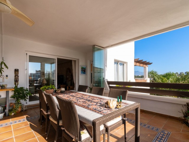 3 Bedrooms Apartment in Estepona