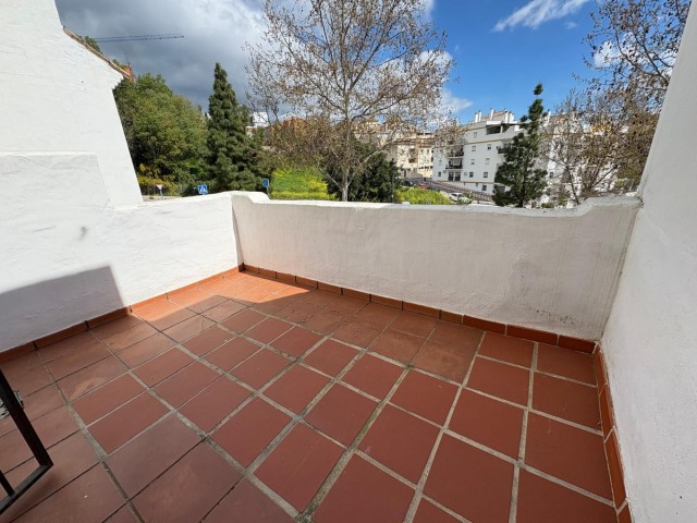4 Schlafzimmer Reihenhaus in Estepona