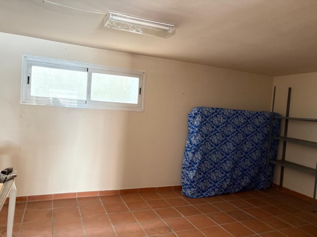 4 Schlafzimmer Reihenhaus in Estepona