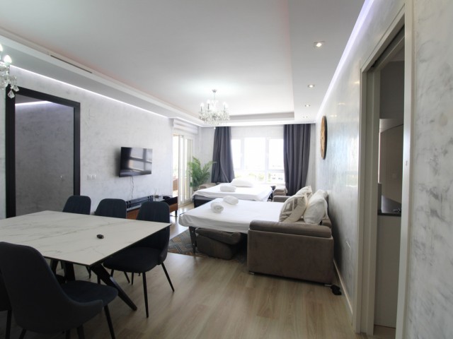 2 Bedrooms Apartment in Nueva Andalucía