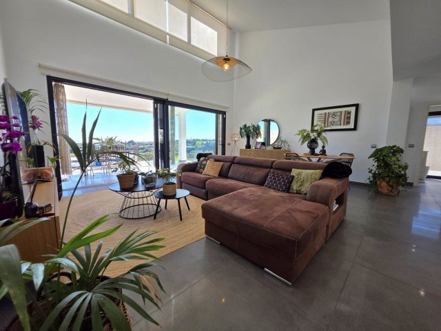 4 Makuuhuoneen Huvila Estepona