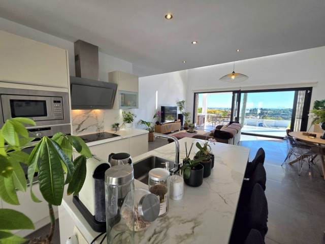 4 Makuuhuoneen Huvila Estepona