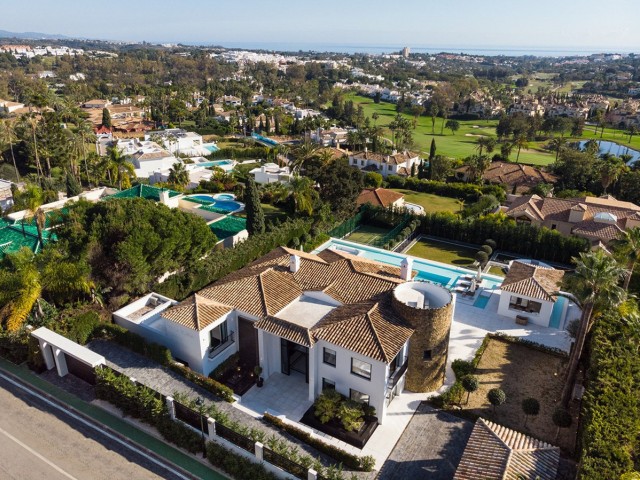 5 Makuuhuoneen Huvila Marbella