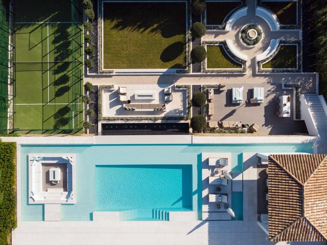 5 Makuuhuoneen Huvila Marbella