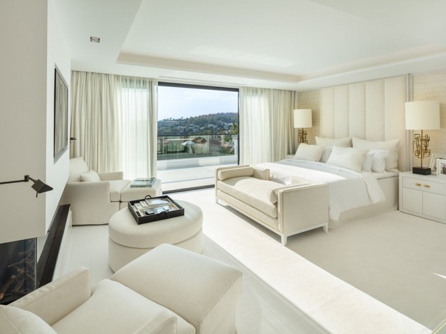 5 Makuuhuoneen Huvila Marbella