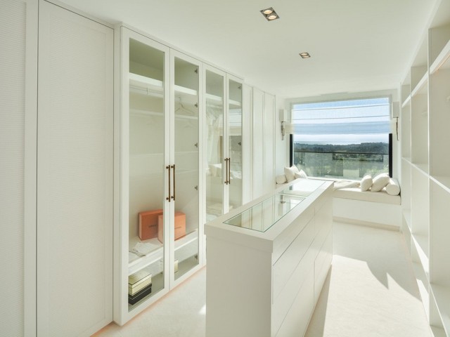 5 Makuuhuoneen Huvila Marbella