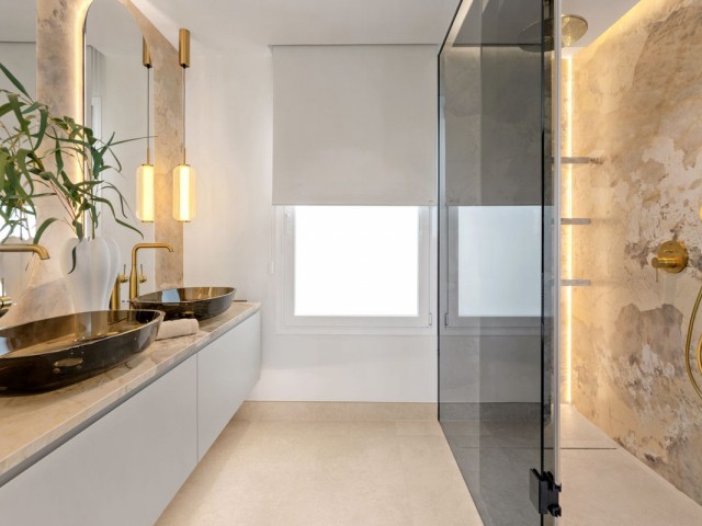 3 Makuuhuoneen Huoneisto Costalita