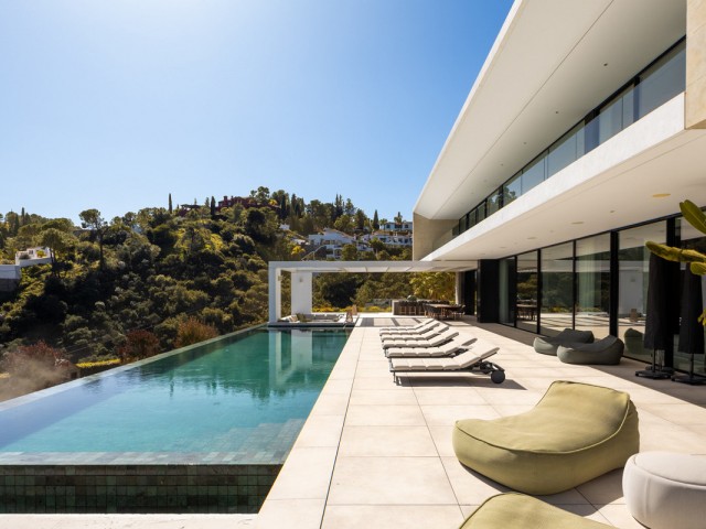 7 Bedrooms Villa in El Madroñal