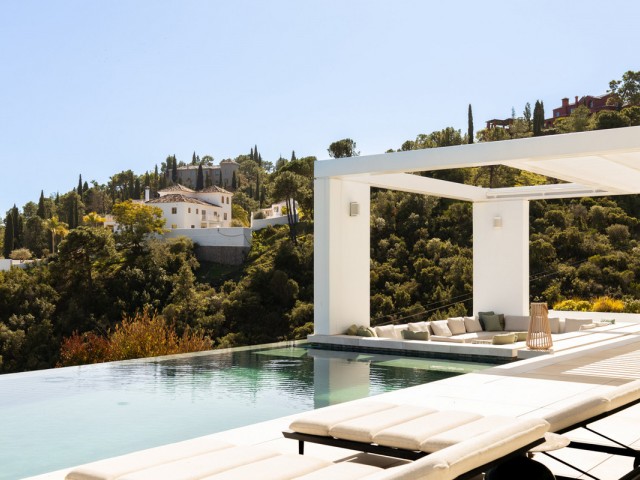 7 Bedrooms Villa in El Madroñal