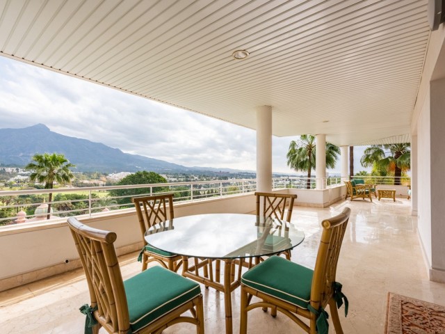 3 Soveroms Leilighet i Nueva Andalucía