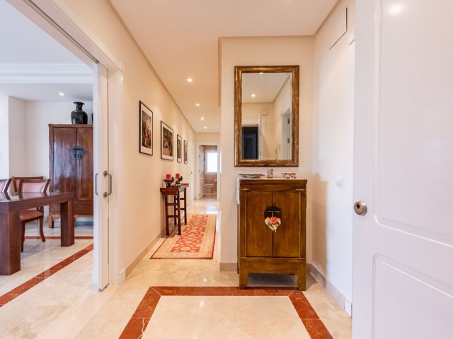 3 Soveroms Leilighet i Nueva Andalucía