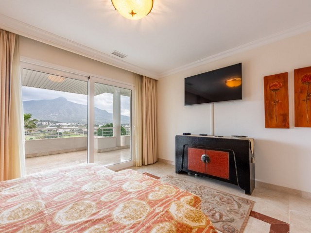 3 Soveroms Leilighet i Nueva Andalucía