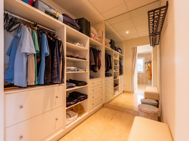 3 Soveroms Leilighet i Nueva Andalucía