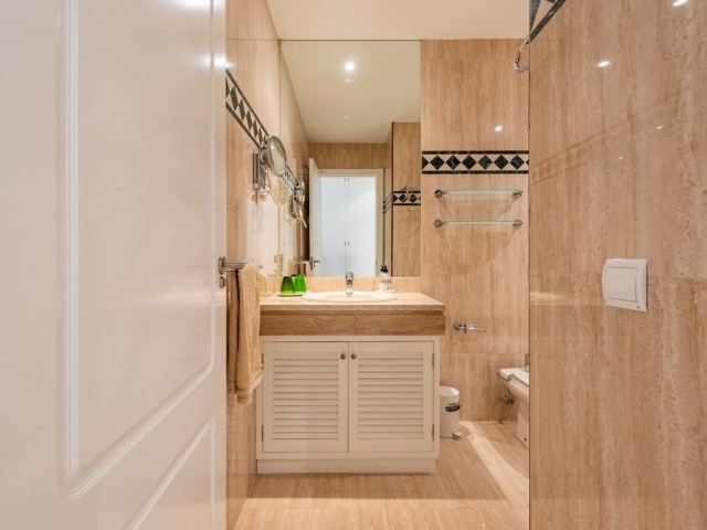 3 Soveroms Leilighet i Nueva Andalucía