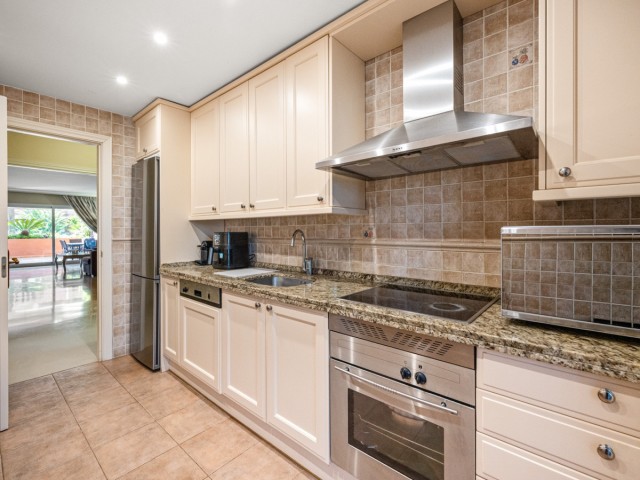 2 Bedrooms Apartment in Puerto Banús